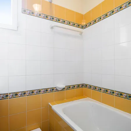 Aux Restanques Du Golfe De St Tropez - Maeva - Duplex 3 Pieces 6 Personnes - Confort - Vue Mae-7771 *
